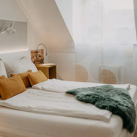 Appartement Sonnige Mansardenwohnung Im Zentrum Velden By Seebnb
