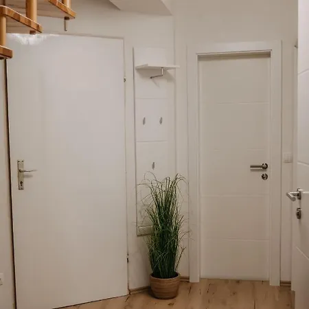 Sonnige Mansardenwohnung Im Zentrum Velden By Seebnb Appartement Velden am Wörthersee