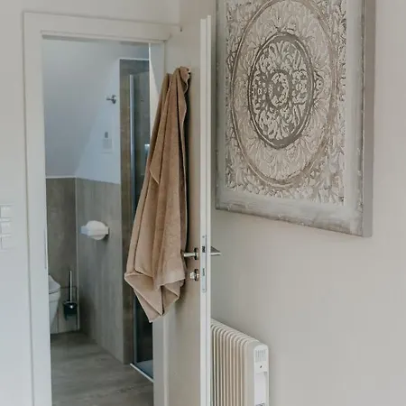 Sonnige Mansardenwohnung Im Zentrum Velden By Seebnb