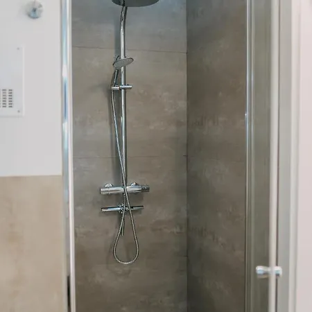 Appartement Sonnige Mansardenwohnung Im Zentrum Velden By Seebnb *